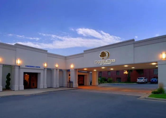 Doubletree By Hilton Hotel Grand Rapids Airport